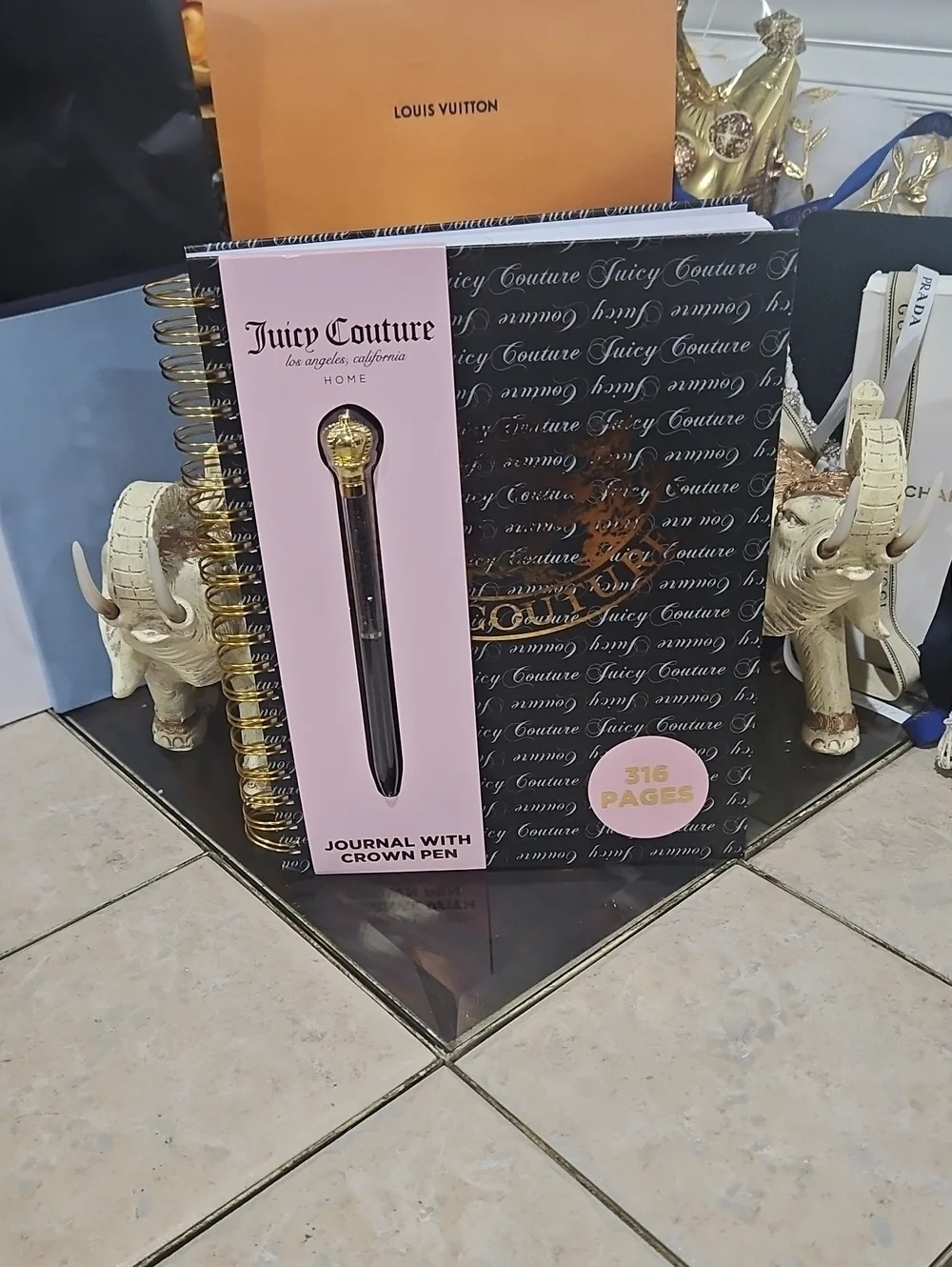 NWT! JUICY COUTURE LARGE  JOURNAL w/ CROWN PEN!
